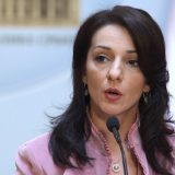 Tepić: Poštenije je ukinite Parlament, nego da ga ponižavate 5