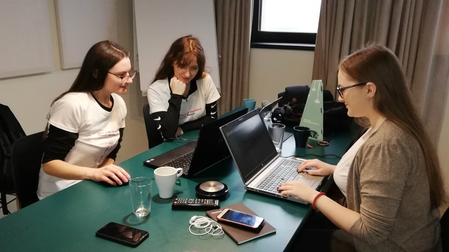 Pobednice ženskog hakatona smislile platformu za pametno obrazovanje 1