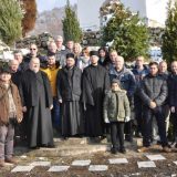 Članovi udruženja "Stara Pavlica" uređivali okolinu crkve Nova Pavlica 2