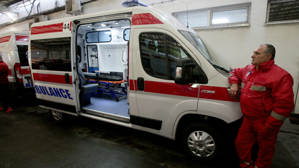 Hitna pomoć: U dva udesa tokom noći u Beogradu četvoro povređenih 1