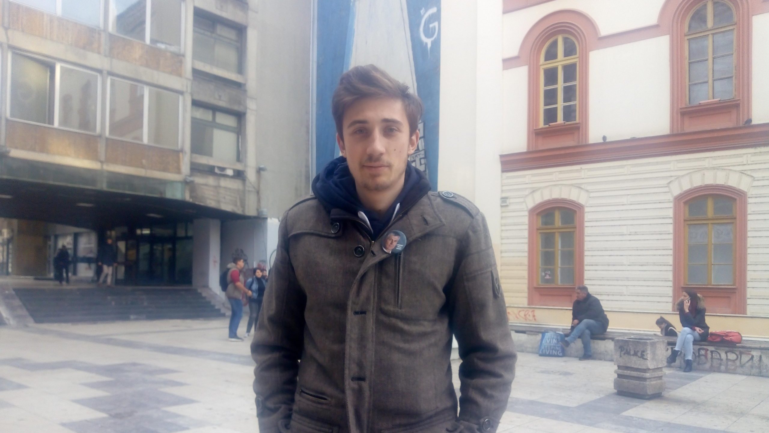 Kad Brnabić svoj raskošni intelekt stavi u odbranu Vučićevog poštenja i morala 2