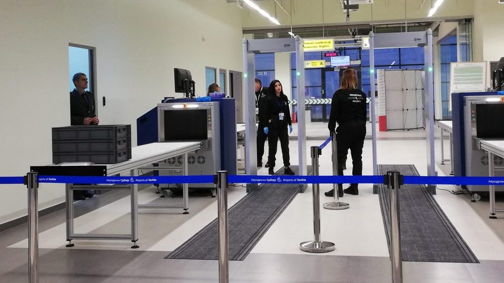 Posle četiri sata kašnjenja poleteo prvi avion za Beč sa „Morave“ 2