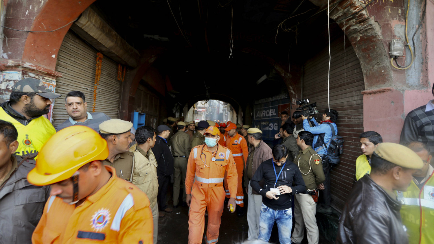 Najmanje 43 mrtvih u požaru u fabrici u Nju Delhiju 1