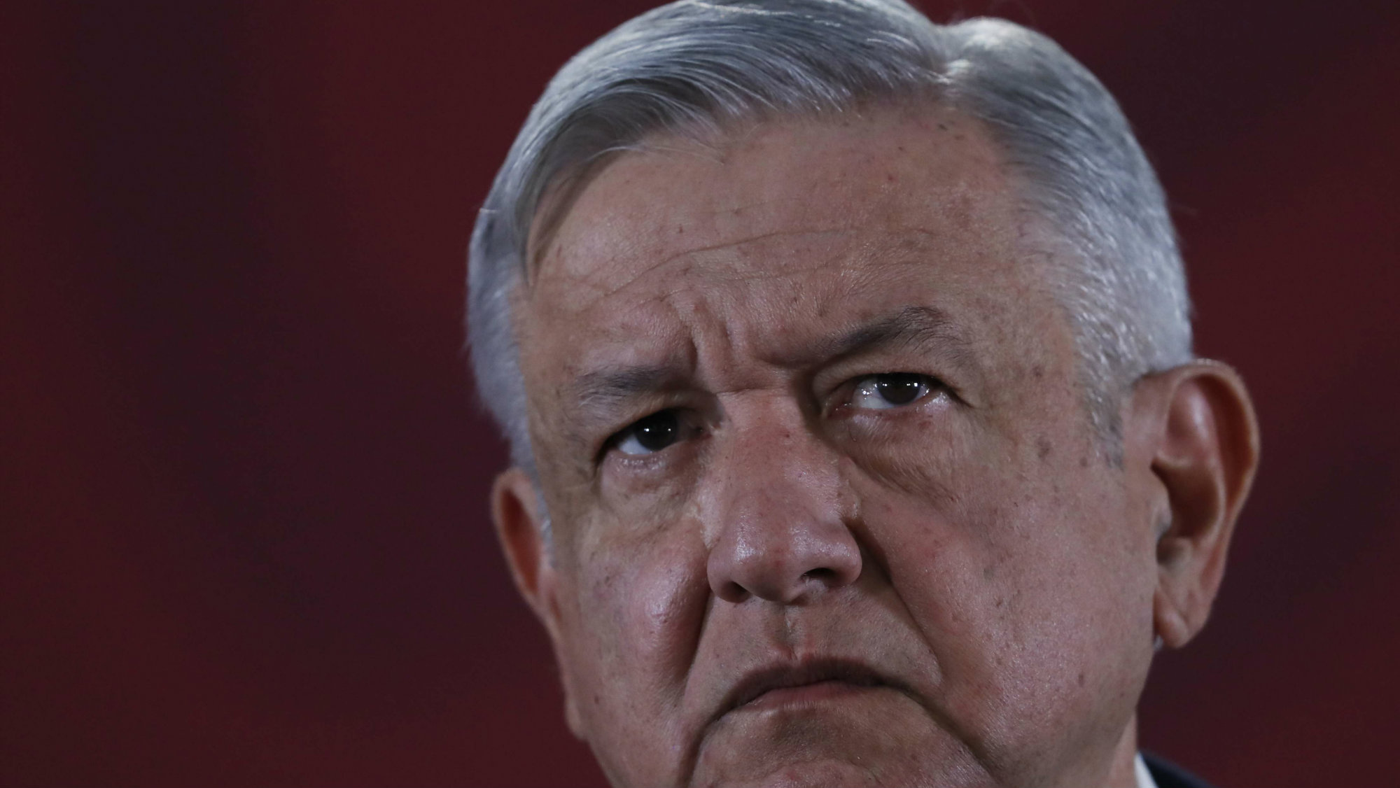 Državni program protivzakonito propagira predsednika, utvrdio sud Mesika 1