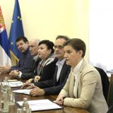 Šta je predviđeno sporazumom radnika Pošte i Vlade o prekidu štrajka? 4