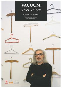 Izložba: Vodič kroz svet napuštenih vešalica 2