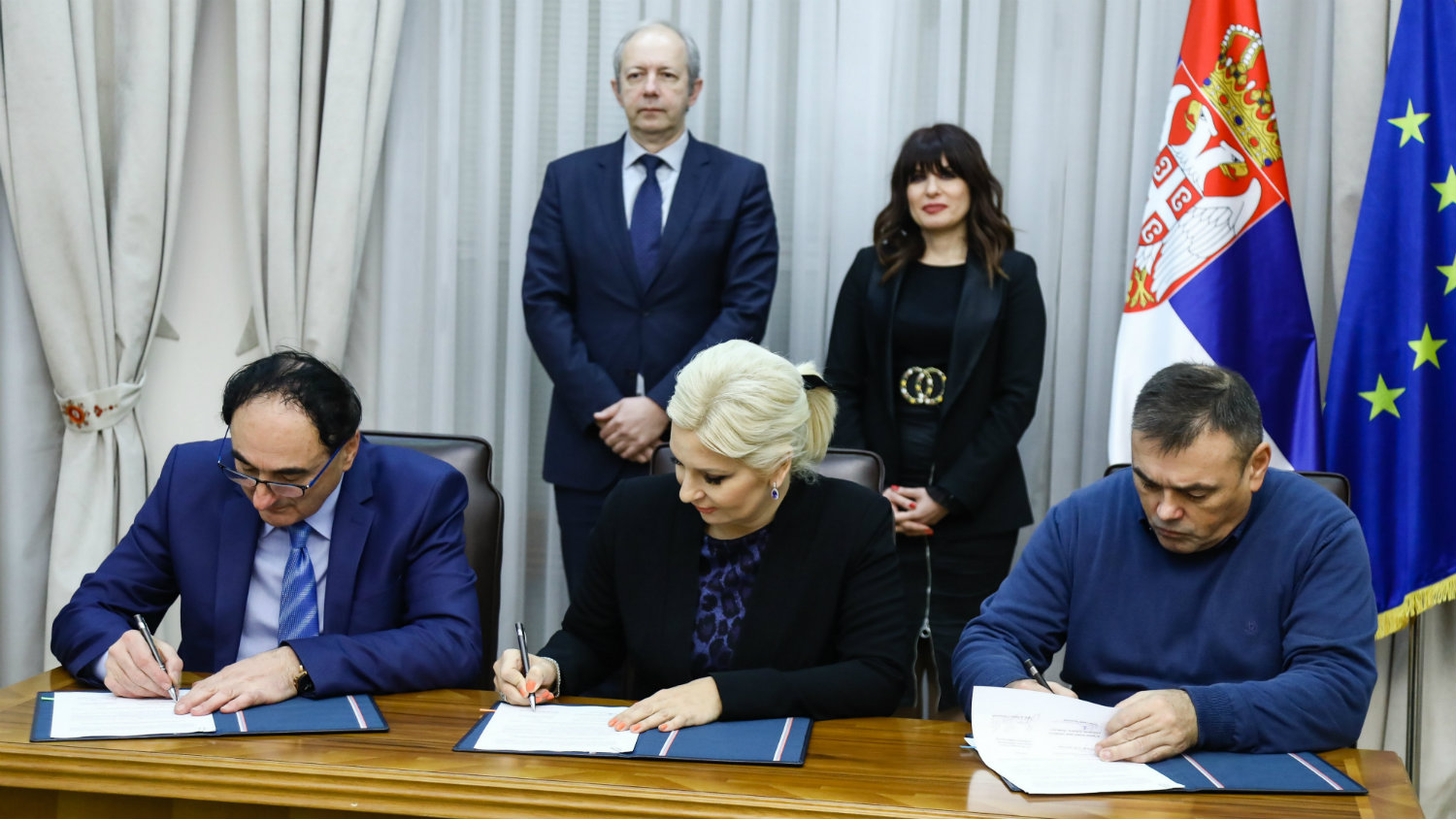 Radnicima u komunalnim preduzećima plate veće od pet do osam odsto 1