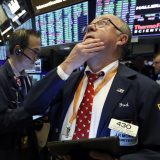 Evropske berze skočile na Trampov tvit o trgovini 12