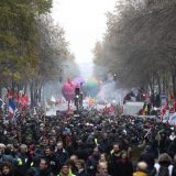 Desetine hiljada ljudi na ulicama Francuske protiv reforme penzija 14