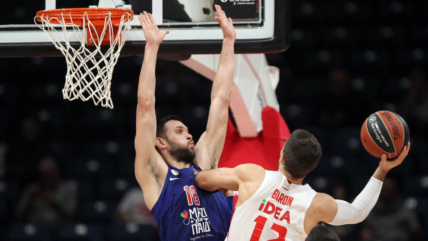 Zvezda pobedila Olimpijakos 1