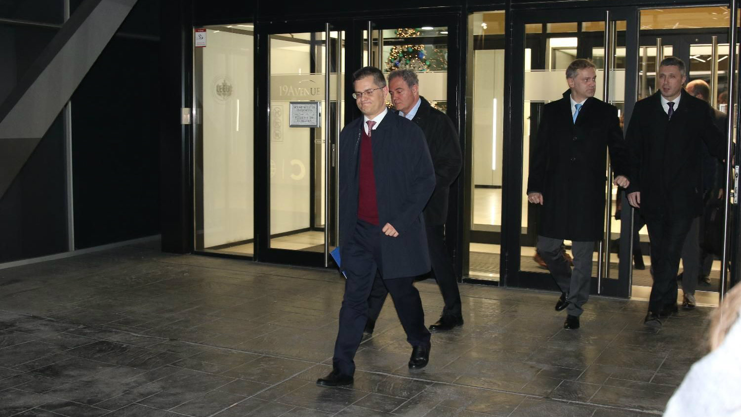 Jeremić posle razgovora s evroposlanicima: SZS ostaje pri bojkotu 1