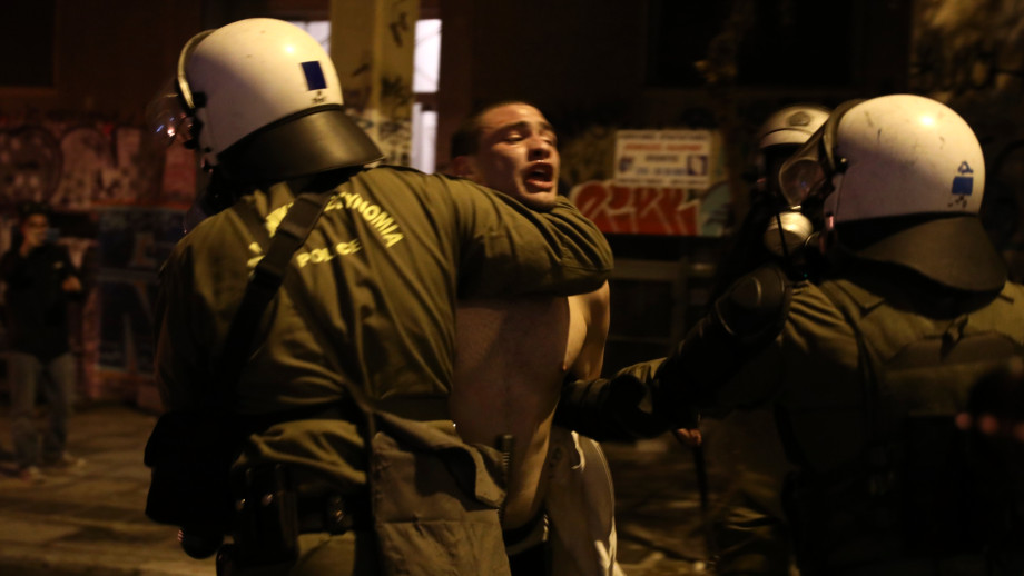 Grčka: Sukobi građana i policije na protestu povodom godišnjice ubistva dečaka 1