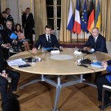 U Parizu počeo samit o okončanju rata na istoku Ukrajine 13