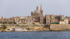 DW: Malta - prva stanica iseljenika početnika s Balkana 2