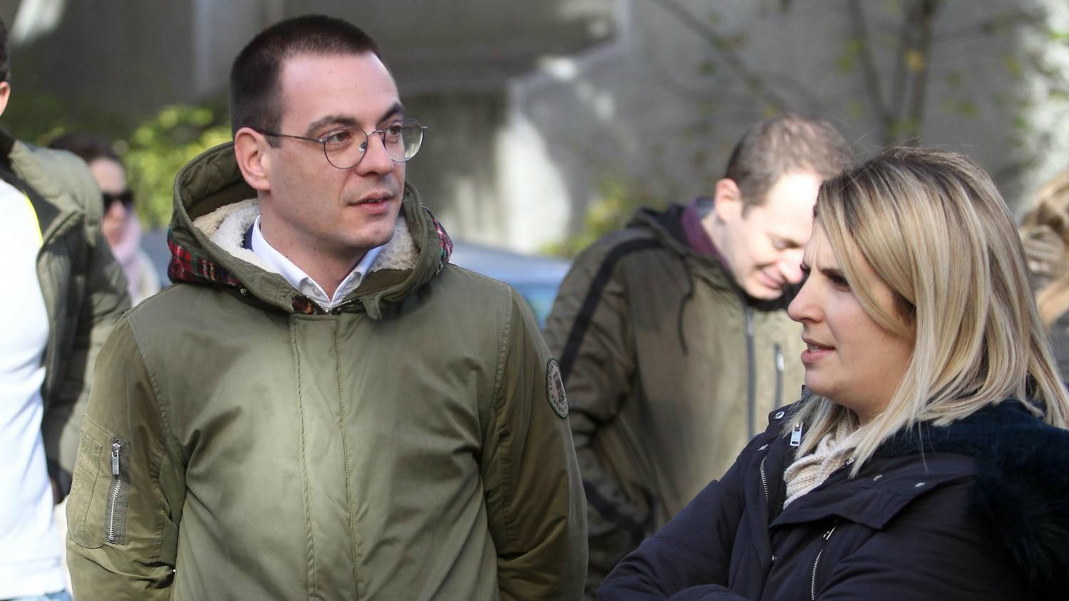 Bastać: Proces ubrzan jer se vlast raspada pod pritiskom afera 1