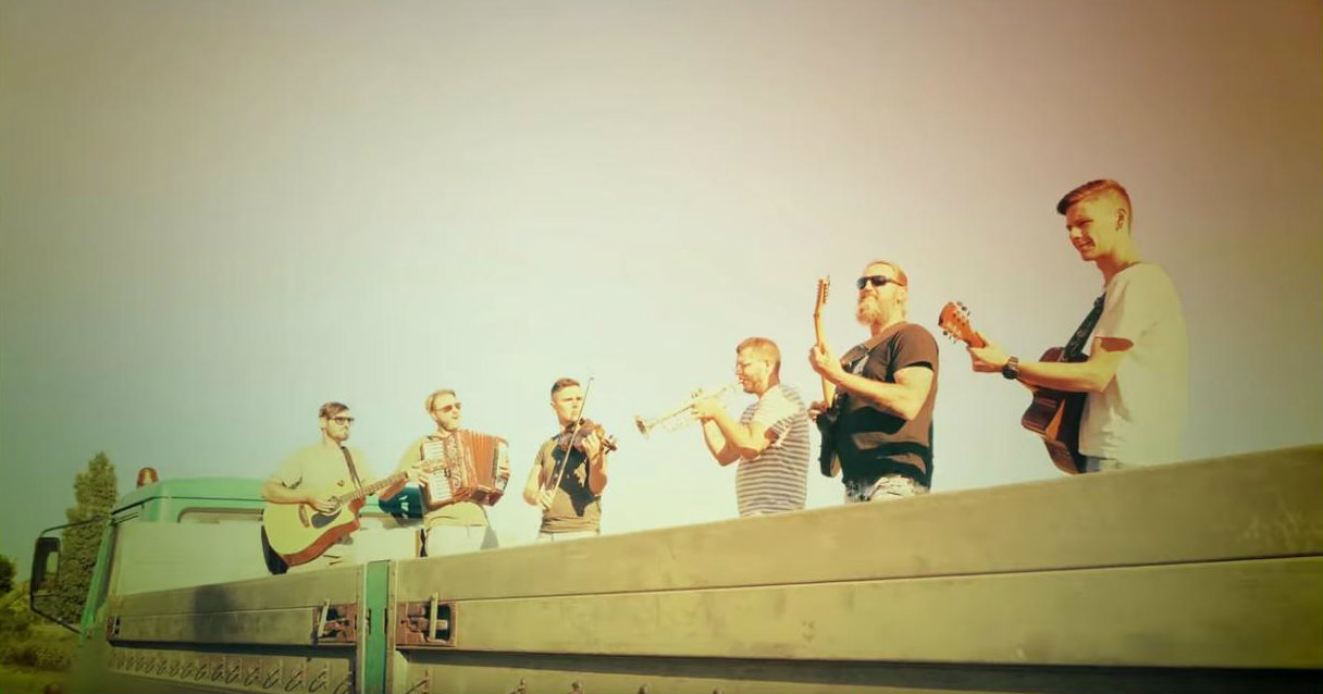 Neozbiljni pesimisti: Teme koje nas bole nisu tema za ljude iz Beograda i Novog Sada 1