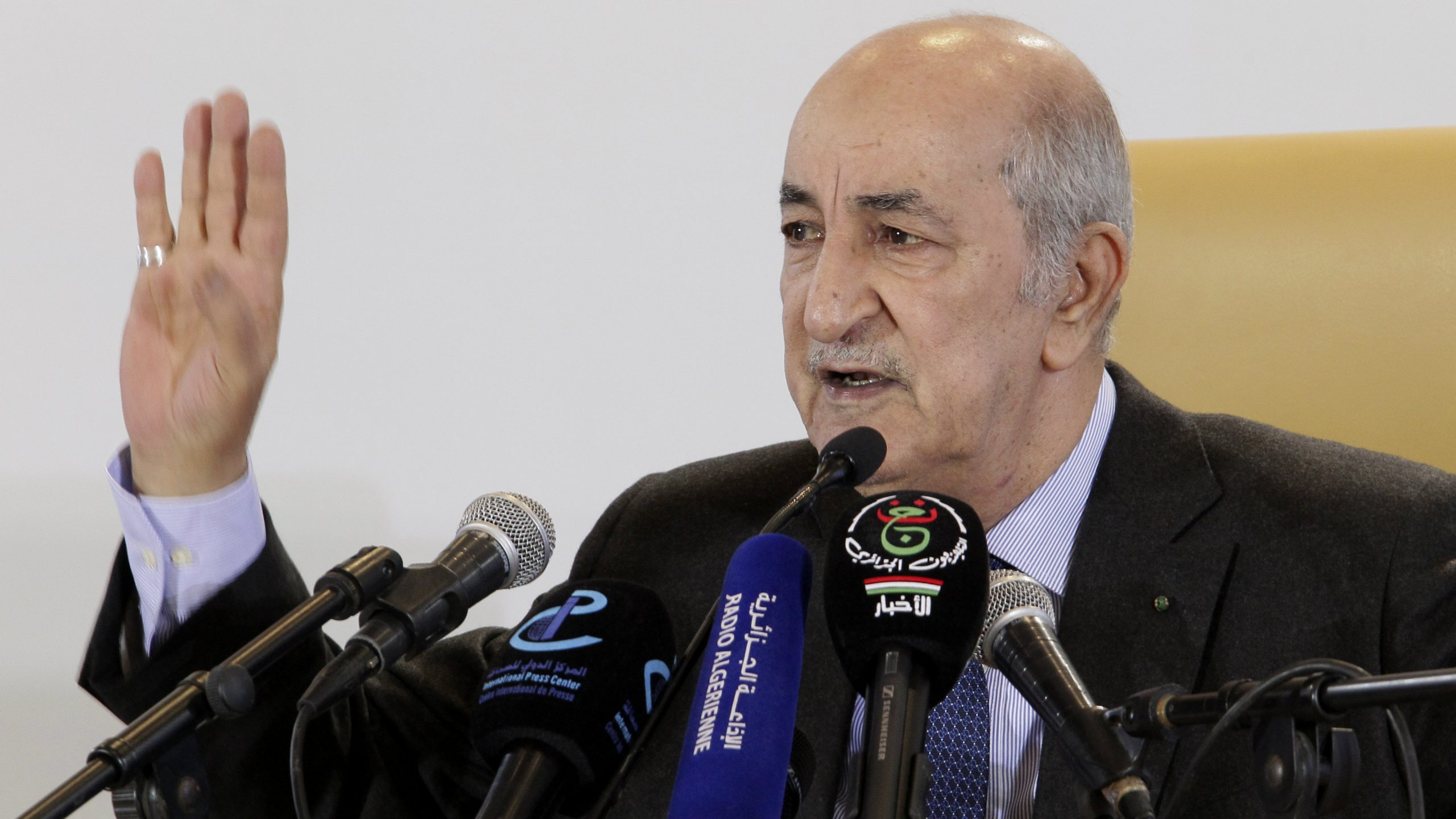 Novi predsednik Alžira u četvrtak polaže zakletvu, na demonstracijama deset povređeno 1