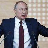 Putinov rejting na istorijskom minimumu 9