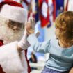 Studija pokazala: Verovanje u Deda Mraza ne čini decu boljom 9