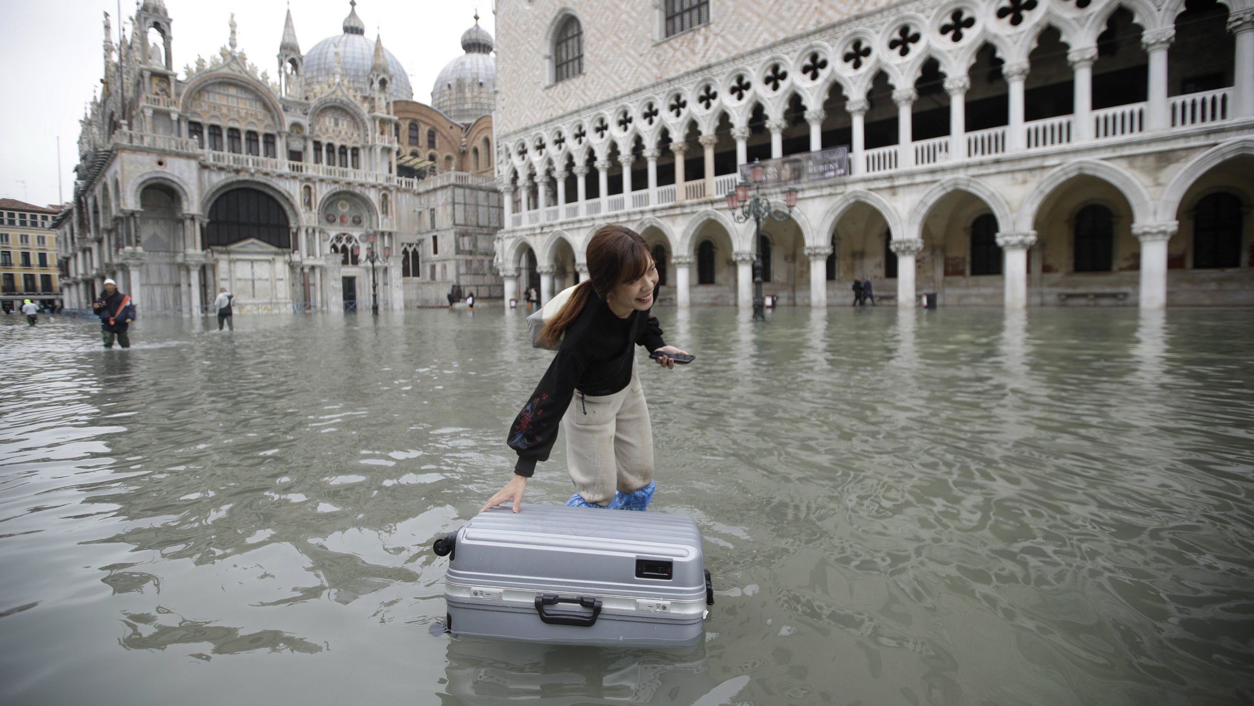Hoteli u Veneciji pretrpeli štetu od 30 miliona evra zbog poplava 1