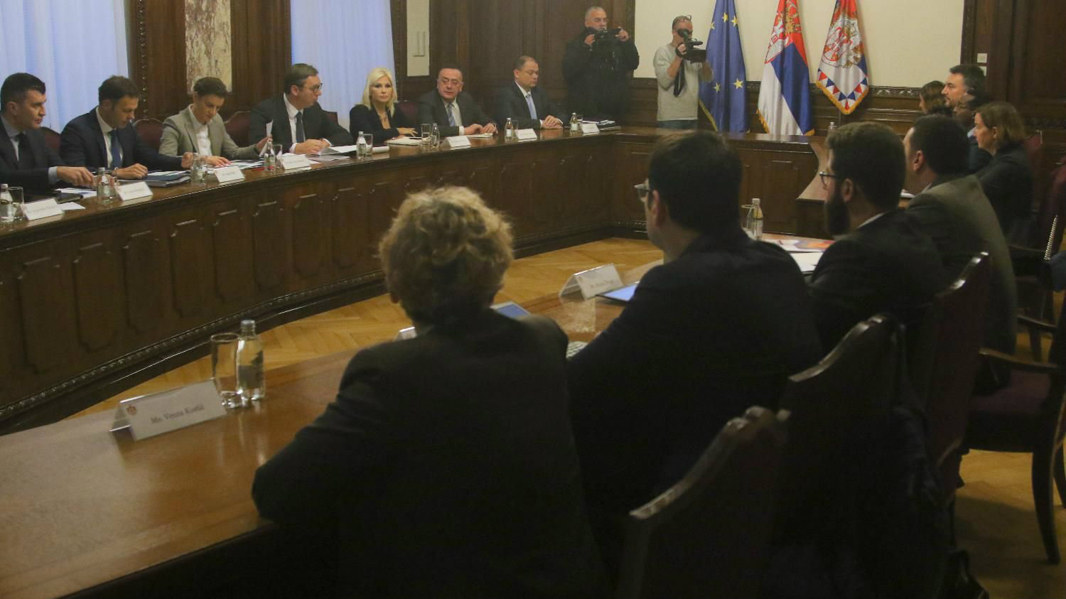 Vučić sa predstavnicima Svetske banke: Cilj rast od šest odsto 1