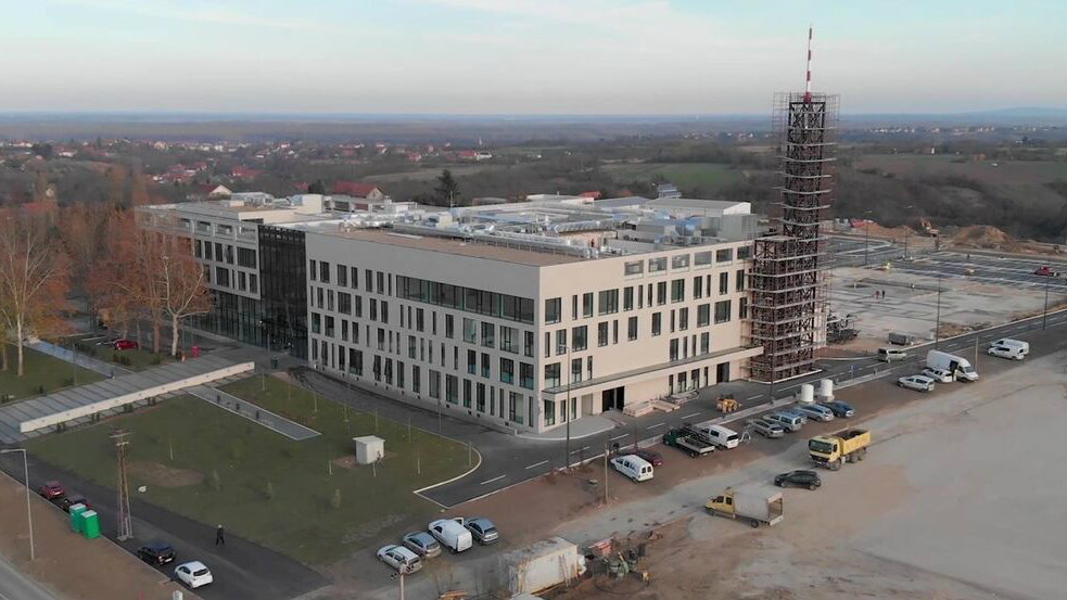 Čanak: Zgrada RTV kao Mirovićevo "Potemkinovo selo" 1