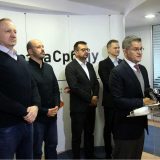 Ostaje neučešće i na lokalu 11