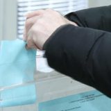 Šta ko dobija ili gubi spuštanjem izbornog praga za ulazak u skupštinu? 1