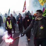 Većina veruje da kapitalizam škodi 8