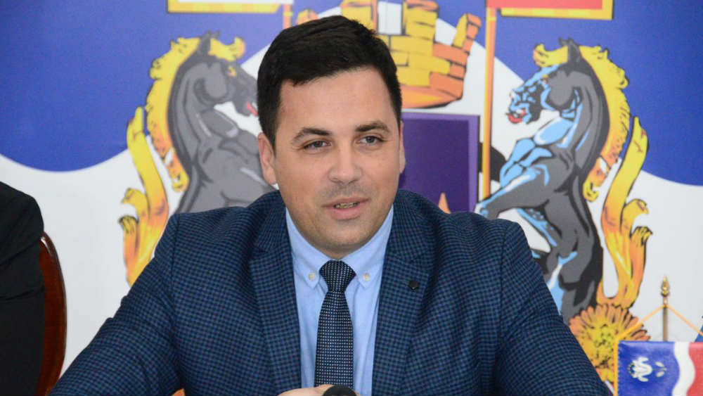 Šabački parlament za tri i po godine održao 38 sednica 1