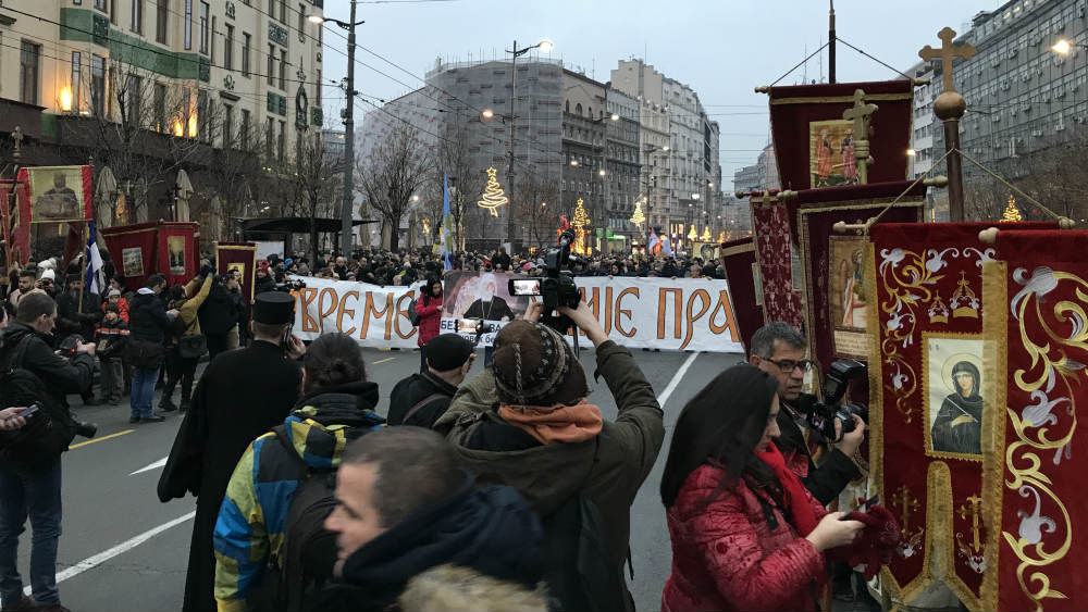 Održan moleban ispred Hrama Svetog Save: Srbi 30 godina u Crnoj Gori nemaju slobodu, ali ipak opstaju (FOTO) 2