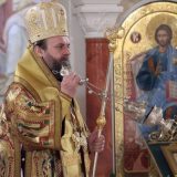 Sinod SPC: Nema prekidanja liturgija i pričešća 7