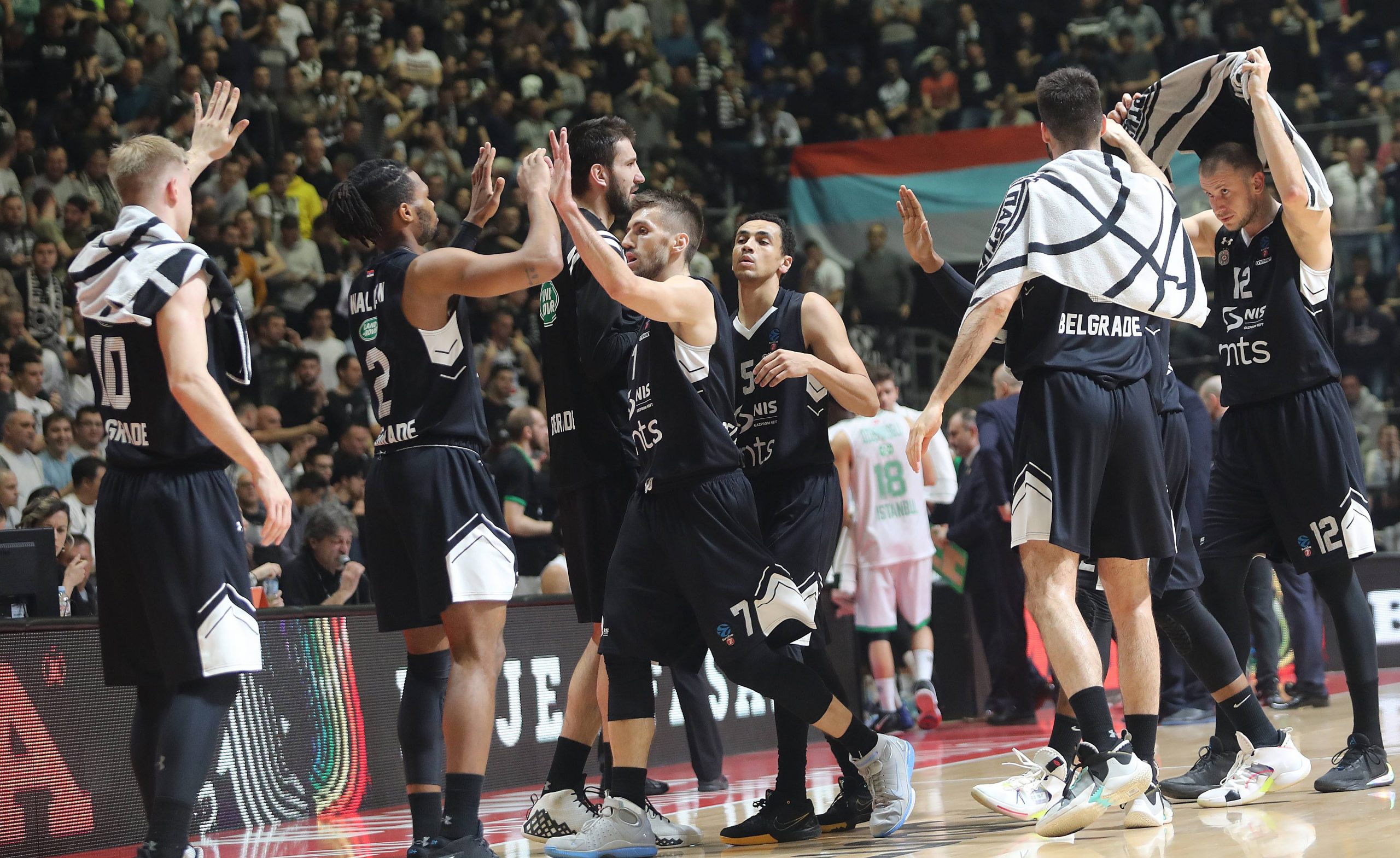 Partizan na svom terenu bolji od Darušafake 1