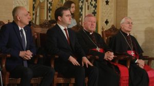 Patrijah Irinej služio božićnu liturgiju u Hramu svetog Save 2