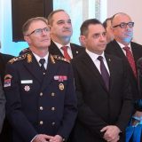 Vulin uručio Vojne spomen-medalje Andriji Mandiću i Danilu Lekoviću 2