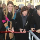 Dačić dodelio ključeve 40 stanova za izbeglice u Somboru 15