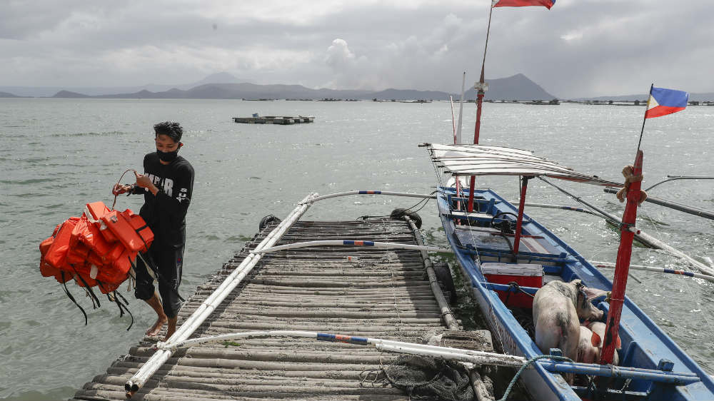 Vulkan na Filipinima se smiruje, ali erupcija nije isključena 2