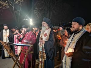 Vladika Teodosije: Braćo, vi ste primer svima nama i sijate u celom hrišćanskom svetu 3