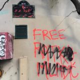 Predsednik UG Istočna alternativa ponovo u Srebrenici lepio plakate sa likom Ratka Mladića 13