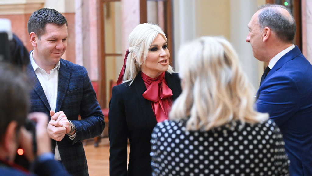 Mihajlović: Ukupno 236 amandmana na zakone čije je usvajanje neophodno za brži infrastrukturni razvoj 1