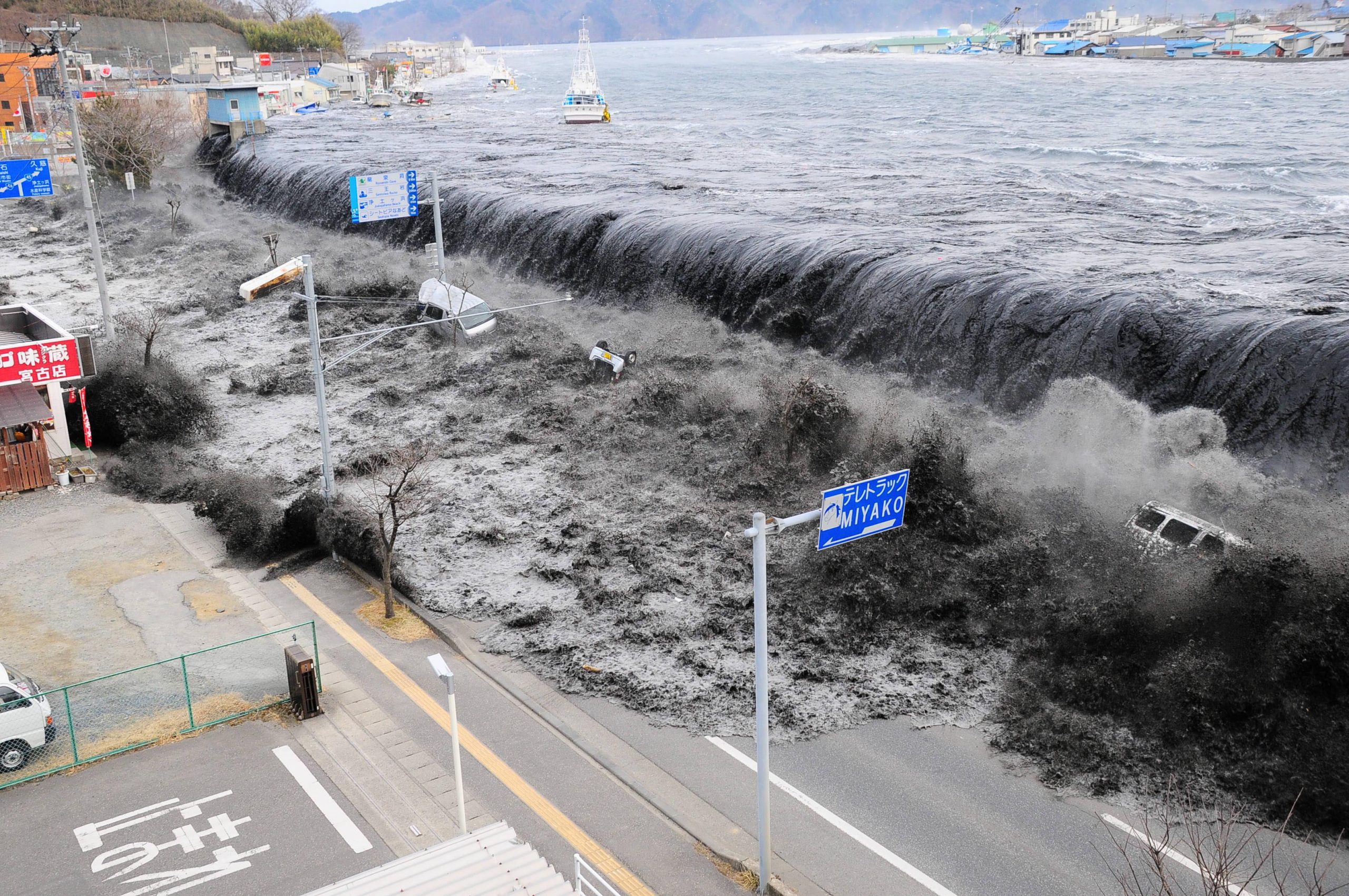 Japan: Poplave i na severu zemlje, preporučena evakuacija za više od 3,6 miliona ljudi 1