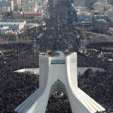 U metežu na sahrani generala Sulejmanija 56 mrtvih, ukop odložen 9