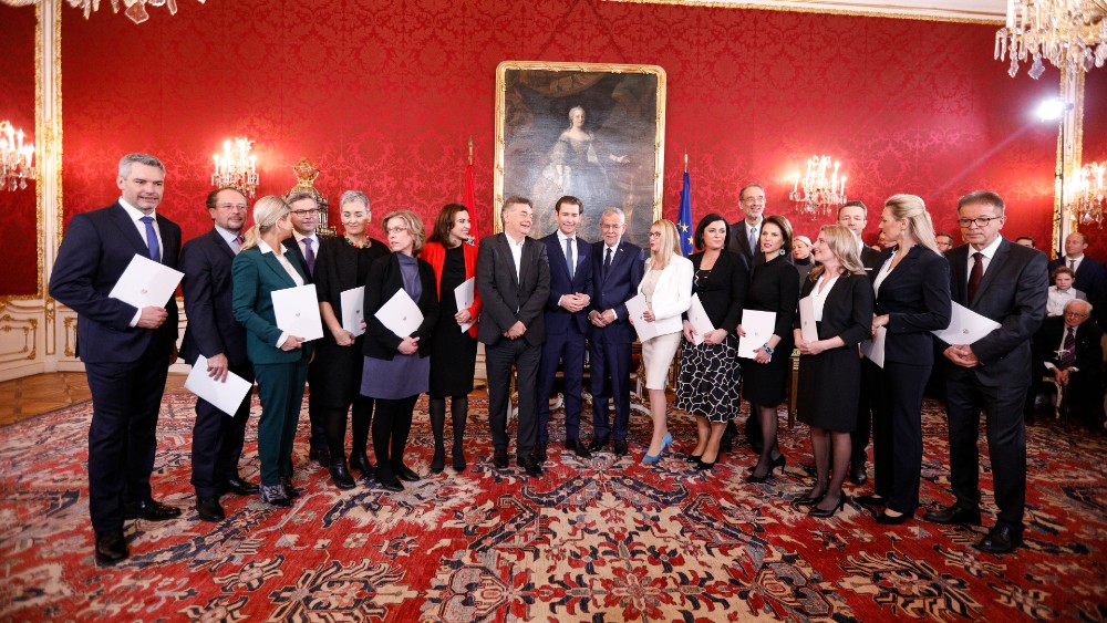 Nova austrijska vlada položila zakletvu 1