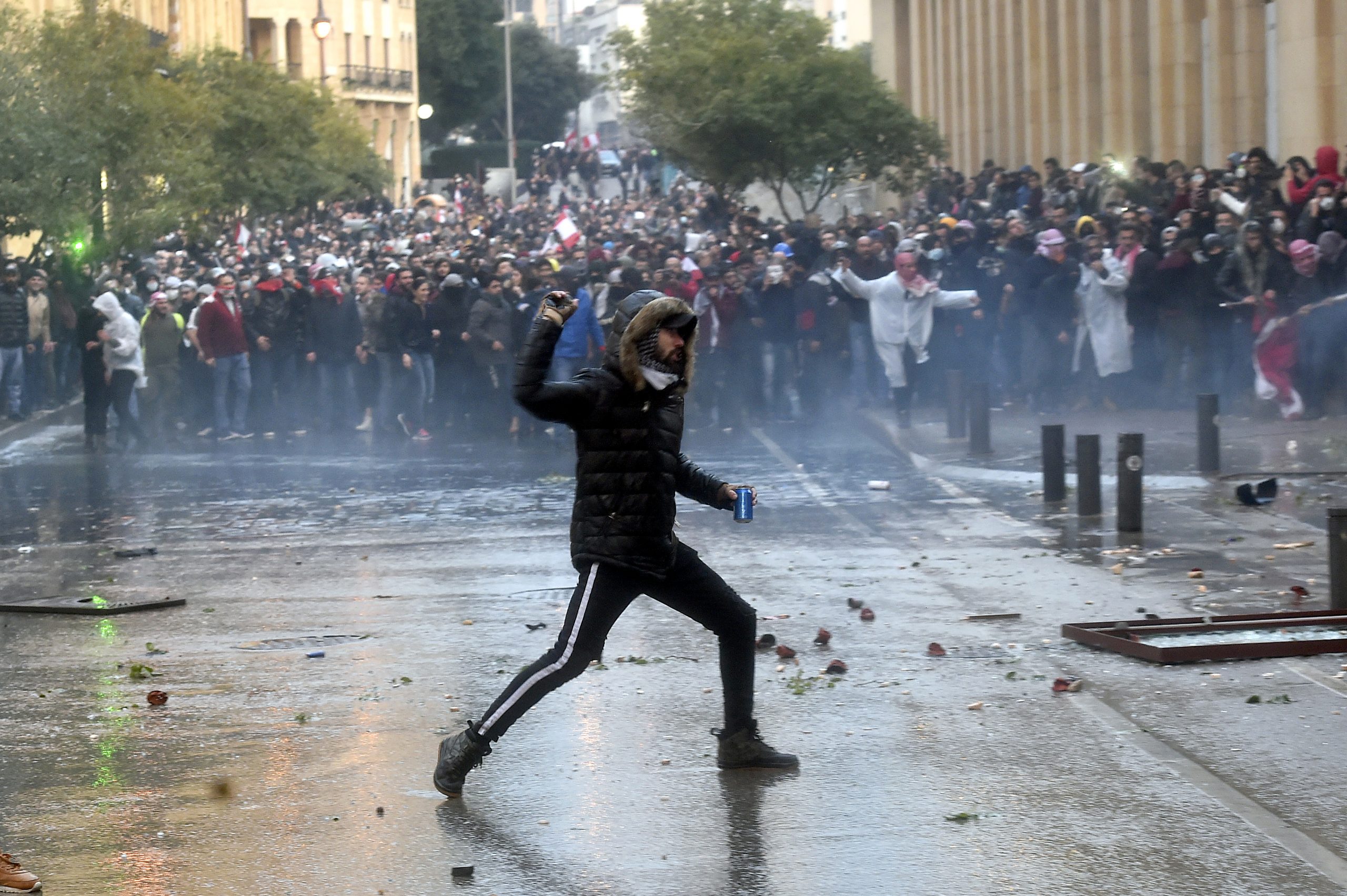Desetine povređenih na protestu u Bejrutu 1