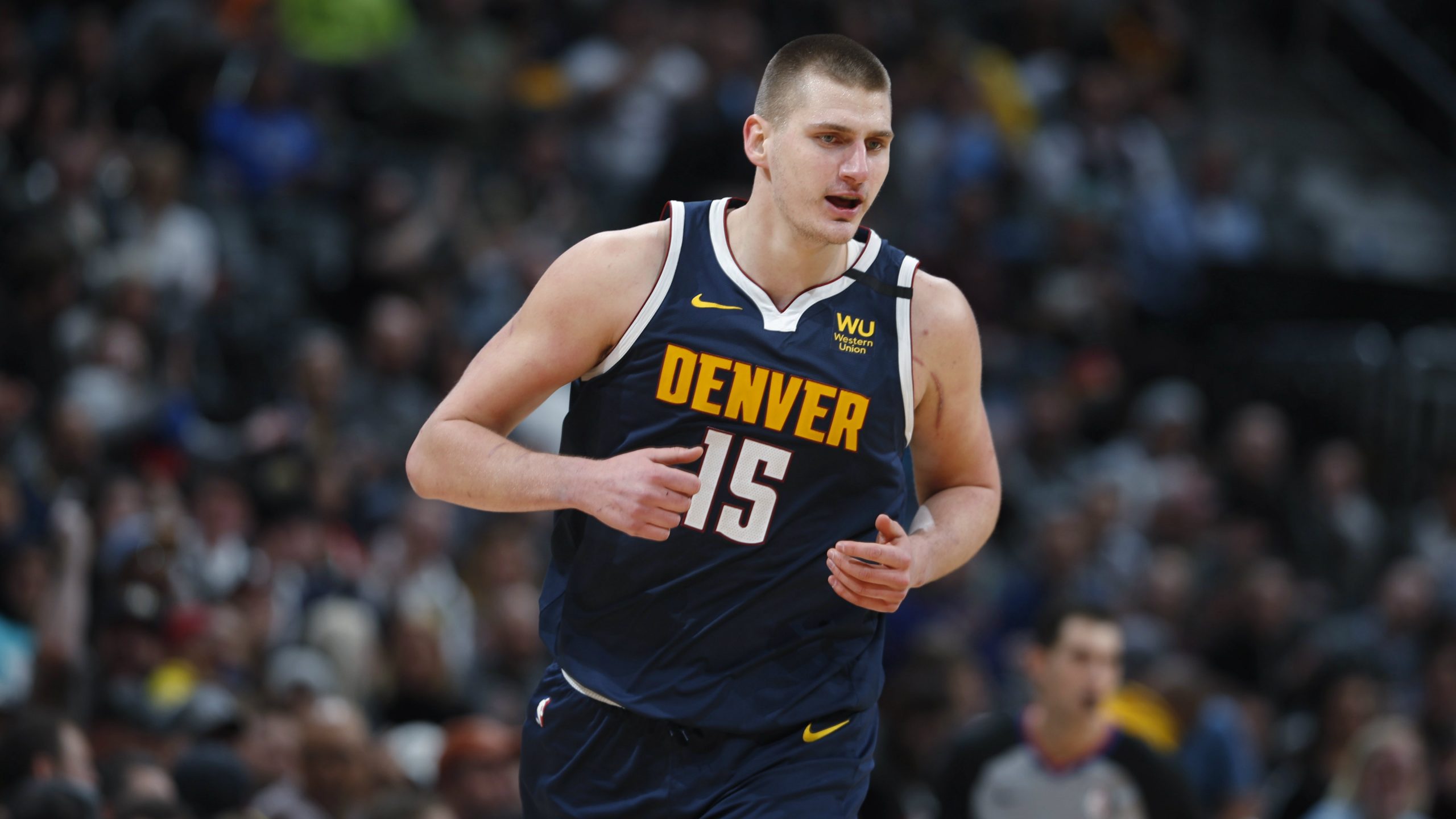 Denver pobedio Milvoki, Jokić na korak od tripl dabla 1