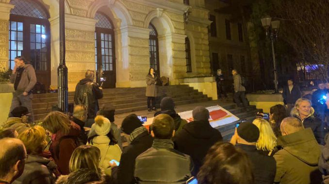 Protest u Kragujevcu: Nema izbora u zemlji u kojoj se gazi Ustav 1
