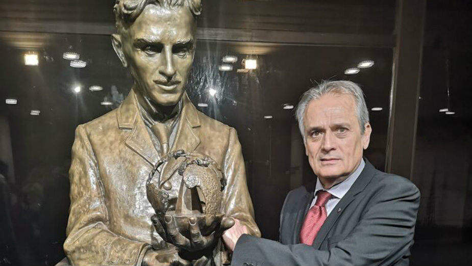 U Bratislavi otkrivena bista Nikole Tesle 1