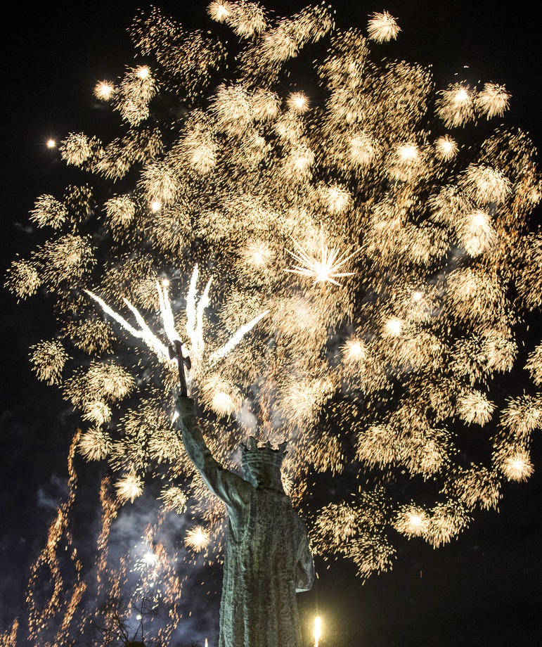 Kako su svetske prestonice dočekale 2020. godinu? (FOTO) 6