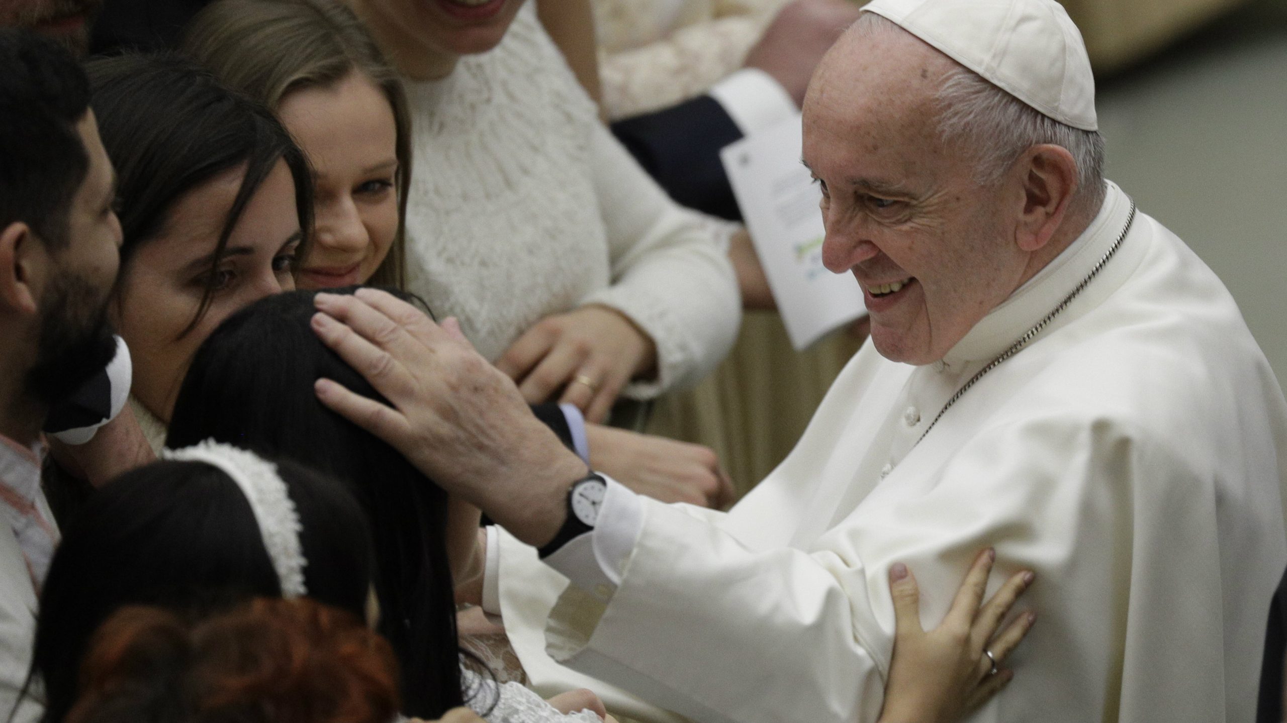 Papa Franja poručio u Davosu: Pomeriti fokus na ljude umesto profita 1
