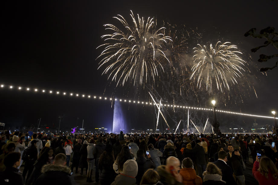 Kako su svetske prestonice dočekale 2020. godinu? (FOTO) 21